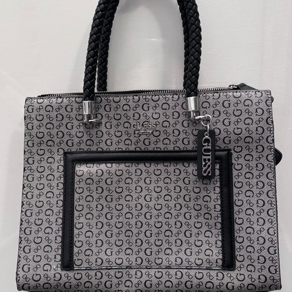 Guess Shoulder Bag